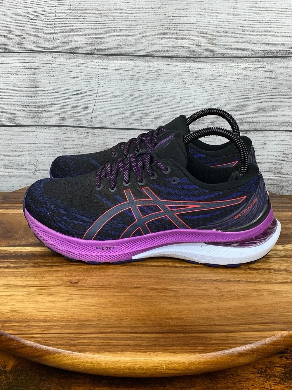 Asics Gel Kayano 29 2E Wide Violet Red Alert Running Shoe 1012B297 Womens Size 8
